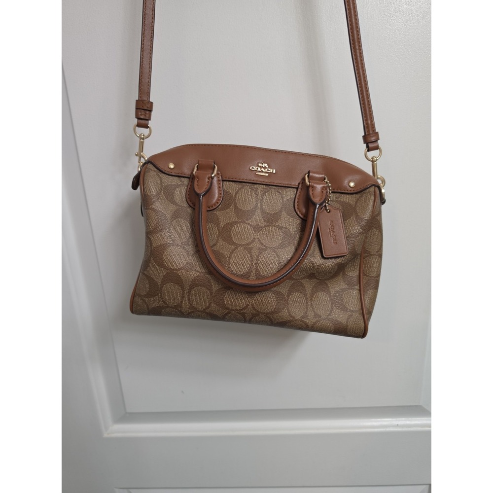 Coach Signature coated canvas Mini Bennett Satchel strap
